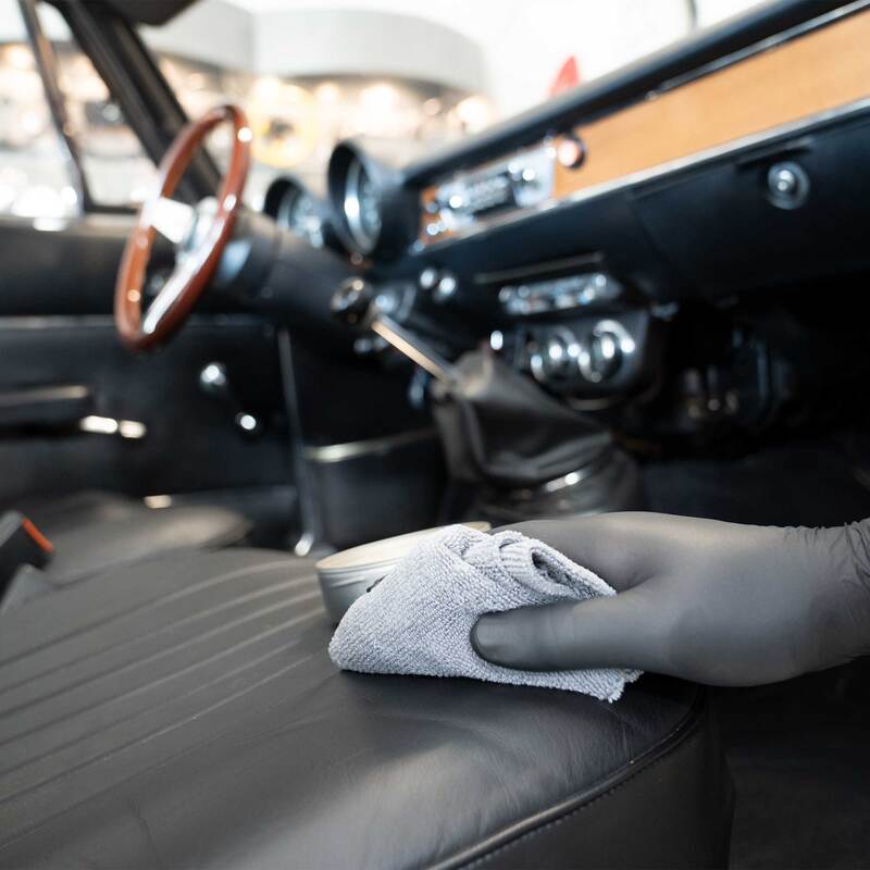 Pflegeset für strapaziertes Oldtimer Leder