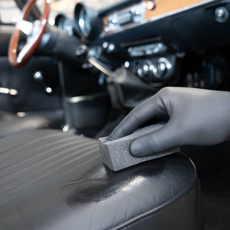 Pflegeset für strapaziertes Oldtimer Leder