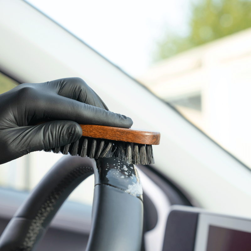 Leather brush synthetic